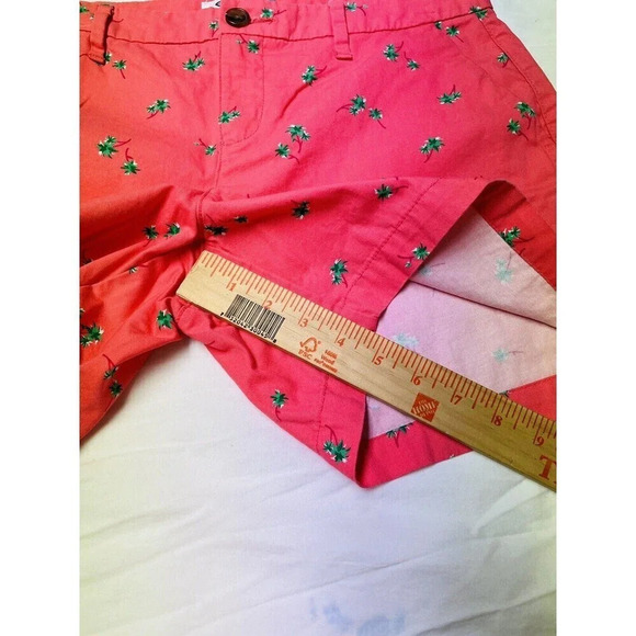 Old Navy Womens Sz 6 Chino Shorts Pink Palm Tree Print 100% Cotton Pockets - Picture 9 of 10